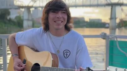 Wyatt Flores