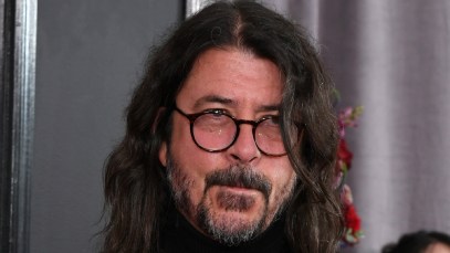 Dave Grohl Shares How He Convinced Lionel Richie To Be In Horror Film Studio 666: ”I Texted Him”