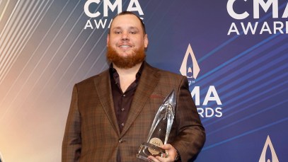 Luke Combs Entertains Lottery Winners With Special Performance