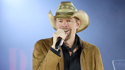 Watch Navy Women's Lacrosse Team Sing Toby Keith Classic and Try Not to Feel Patriotic