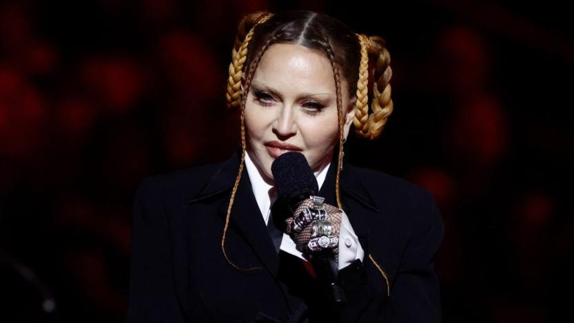 Madonna to remove Luther Vandross image from AIDS tribute