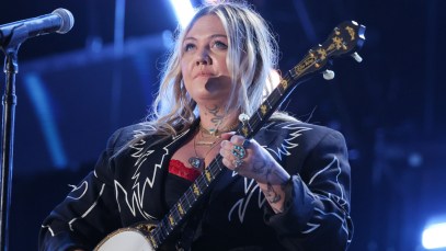 Elle King Issues Perfect 4-Word Response to Fans Wishing Her Harm Over Botched Dolly Parton Tribute