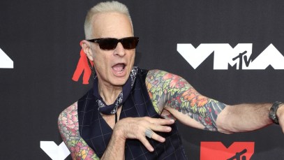 Drink In Ex-Van Halen Singer David Lee Roth’s Danceable New Solo Tune, “Scotch and Sofa”