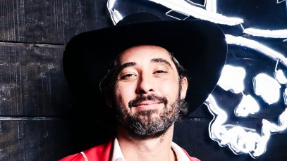 Yellowstone’s Taylor Sheridan & Ryan Bingham Collaborate on Benefit Concert for Victims of Texas Wildfire