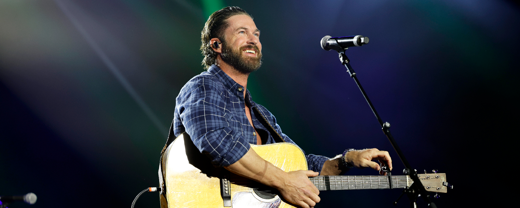 Watch: Riley Green Gets Help Singing "Mississippi or Me" From Little Girl