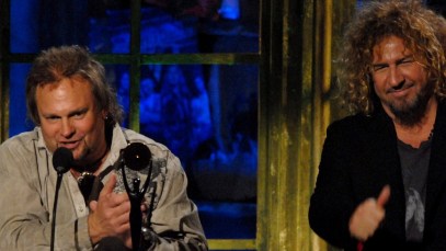 Michael Anthony Recalls Van Halen’s 2007 Rock Hall Induction: “It Was Pretty Sad”
