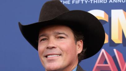 Clay Walker was floored by the new Randy Travis single