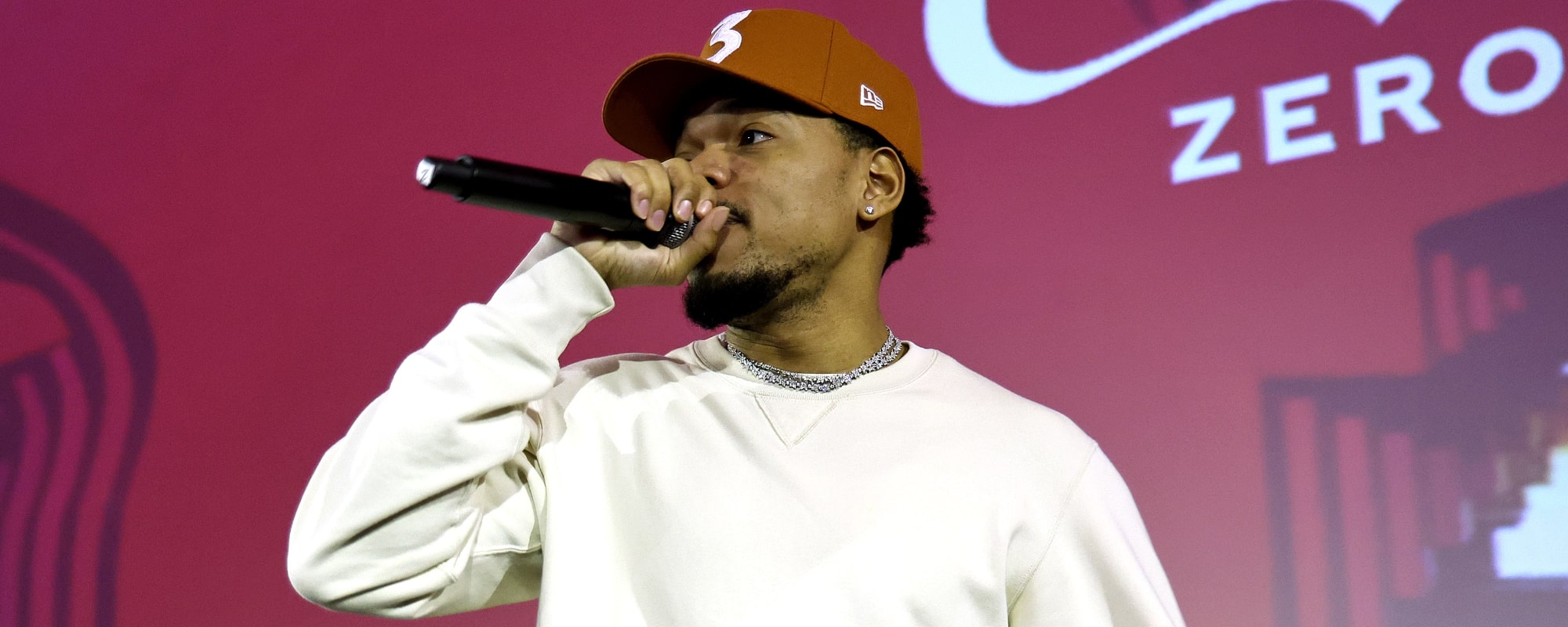 Watch Chance the Rapper Underestimate John Legend’s Sweet Moves in Absurd Dance-off on ‘The Voice’ Finale