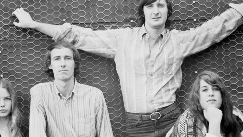 Mamas and the Papas posing together