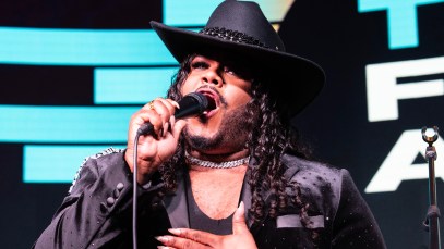 'The Voice' Winner Asher HaVon Dazzles While Singing Whitney Houston's "I Will Always Love You"