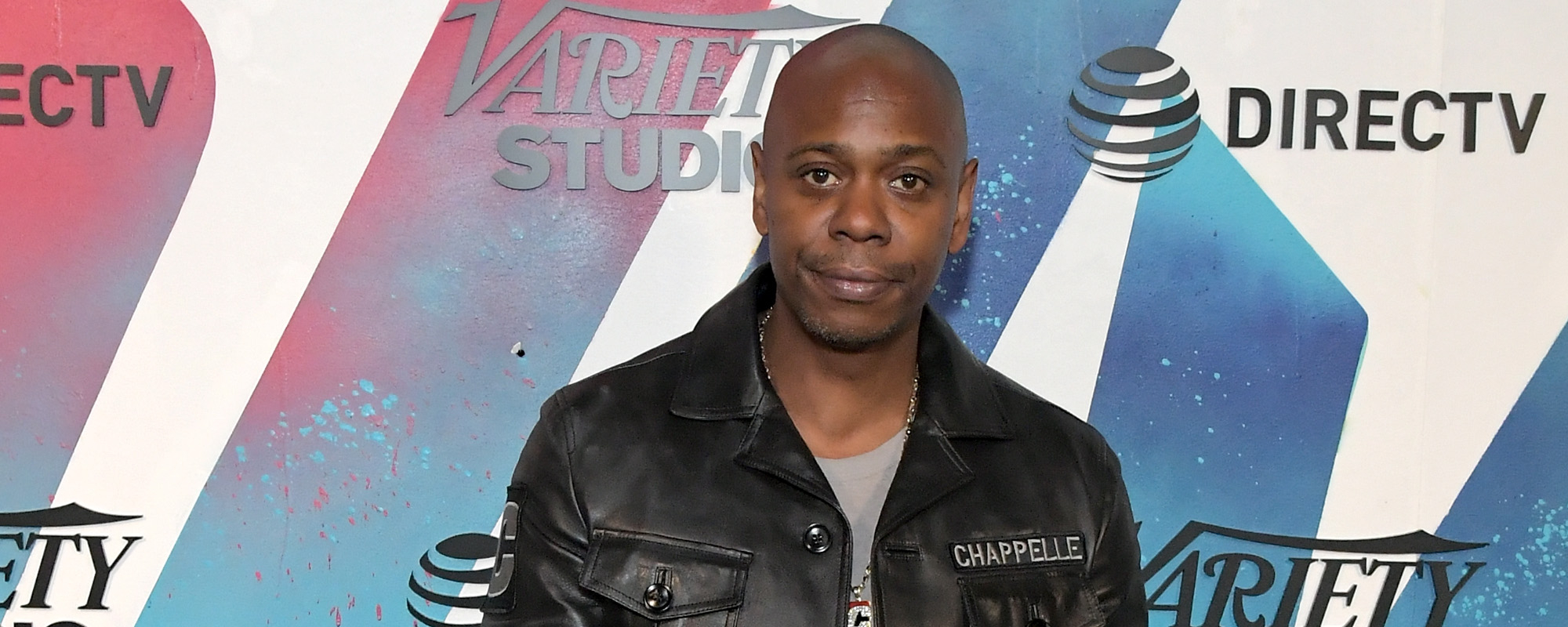 Dave Chappelle Joins Forces With John Mayer & Questlove To Sing Famous Waylon Jennings' Song