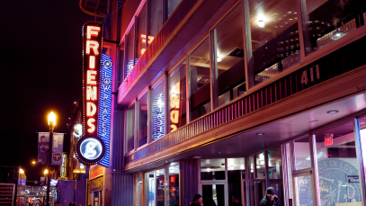 Bluebird Cafe Moves Garth Brooks’ Bar for CMA Fest