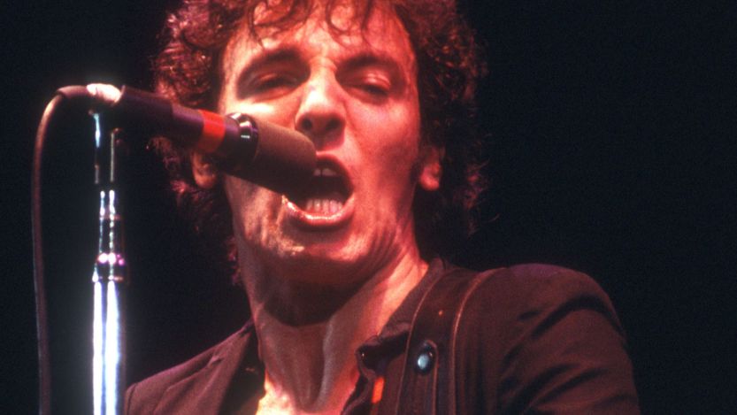 Bruce Springsteen singing circa 1970s