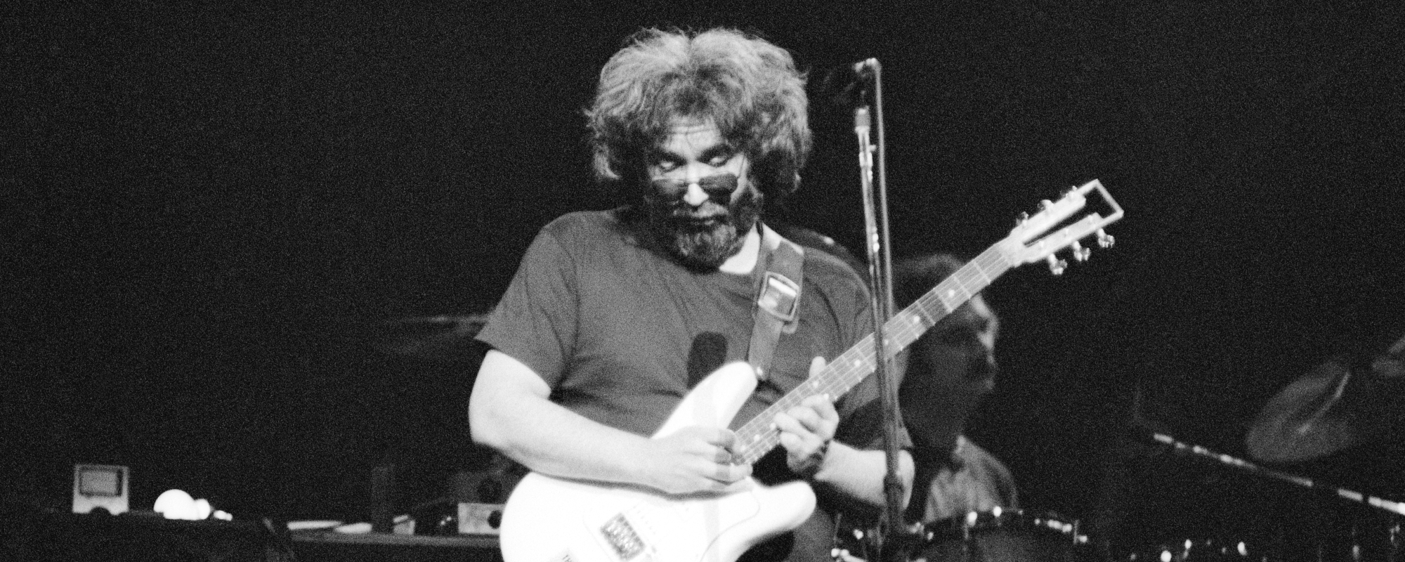 3 Super Underrated Side Projects From The Grateful Dead