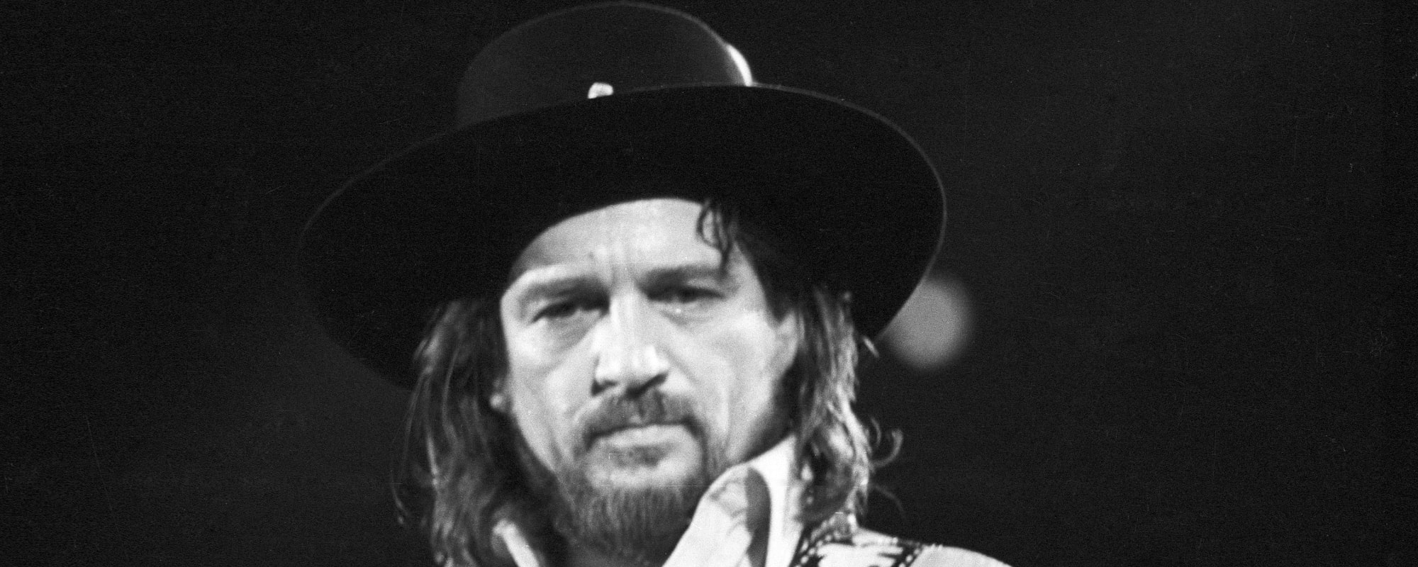 The Heartbreaking Waylon Jennings Ballad That Made Elvis Presley Throw Down His Mic Down and Yell in Frustration