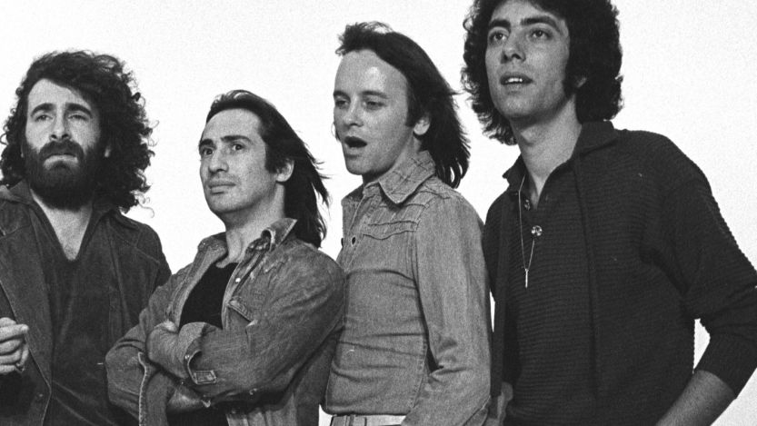10cc standing together