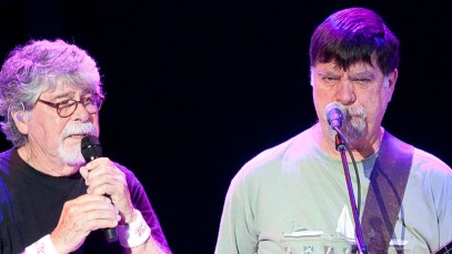 'CMT Giants: Alabama' Tribute Featuring Blake Shelton Just Announced