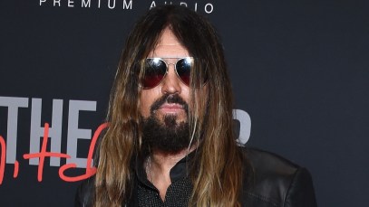 Billy Ray Cyrus Performs "Amazing Grace" for Fire Fighter Killed at Trump Rally