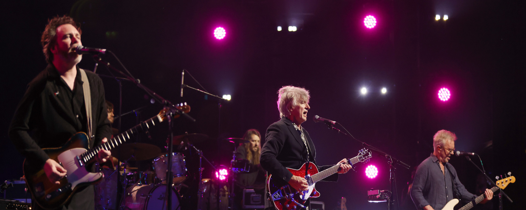 Review: Crowded House Leaves You Wanting More on “Gravity Stairs”