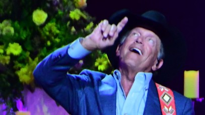 That One Time George Strait Performed "When Did You Stop Loving Me" With Sheryl Crow