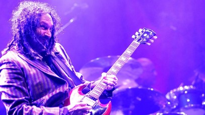 Watch Tom Petty & the Heartbreakers’ Mike Campbell and Steve Ferrone Play the National Anthem at a Milwaukee Brewers Game