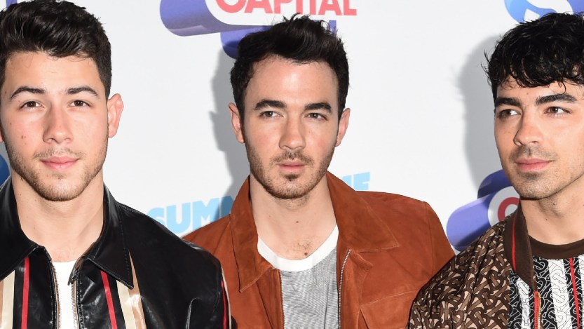 Jonas Brothers Take the Stage at the Calgary Stampede for Shocking Performace of Garth Brooks' "Friends in Love Places"