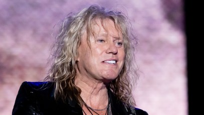 Def Leppard's Rick Savage Admits He "Loved" Touring With Mötley Crüe: "Funniest People I’ve Ever Met"