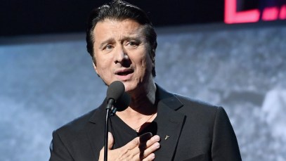 75-Year-Old Woman Sends Over $120,000 to a Person Claiming To Be Steve Perry