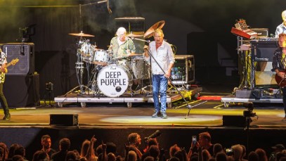 Watch Deep Purple Play “Smoke on the Water” in Montreux, Switzerland, Site of the Fire that Inspired the Song