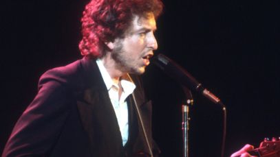 Bob Dylan performing