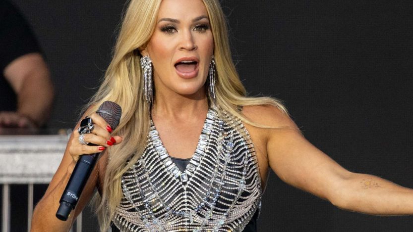 Carrie Underwood performing