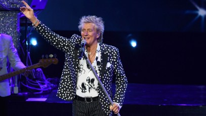 As Rod Stewart Prepares to End His Las Vegas Residency, He Announces a New One Will Launch in 2025