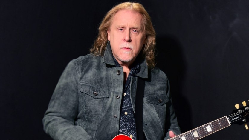 Warren Haynes’ New Solo Album, ‘Million Voices Whisper,’ Features Guest Appearances from Derek Trucks, Lukas Nelson, & More