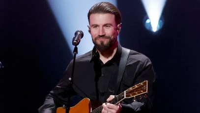 Sam Hunt Celebrates Alabama on CMT Giants With Cover of "Song of the South"