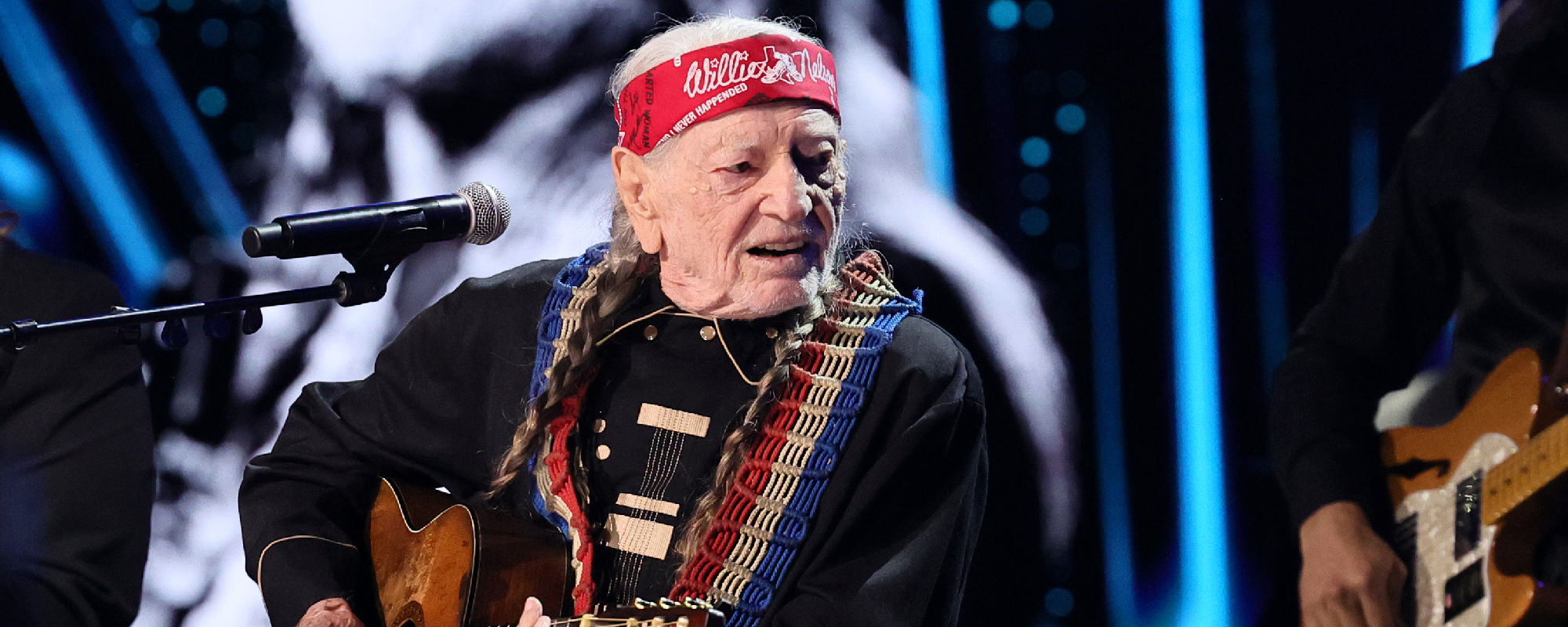 Throwback to When Willie Nelson and His Son Micah Performed "If I Die When I’m High I’ll Be Halfway to Heaven"