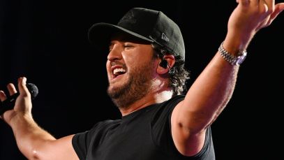 Remember When: Luke Bryan Playfully Threw Shade at Blake Shelton Onstage