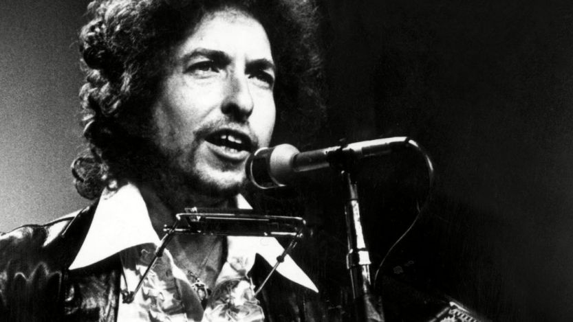 Bob Dylan performing