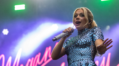 Megan Moroney Flips Off a Fan During Her Concert