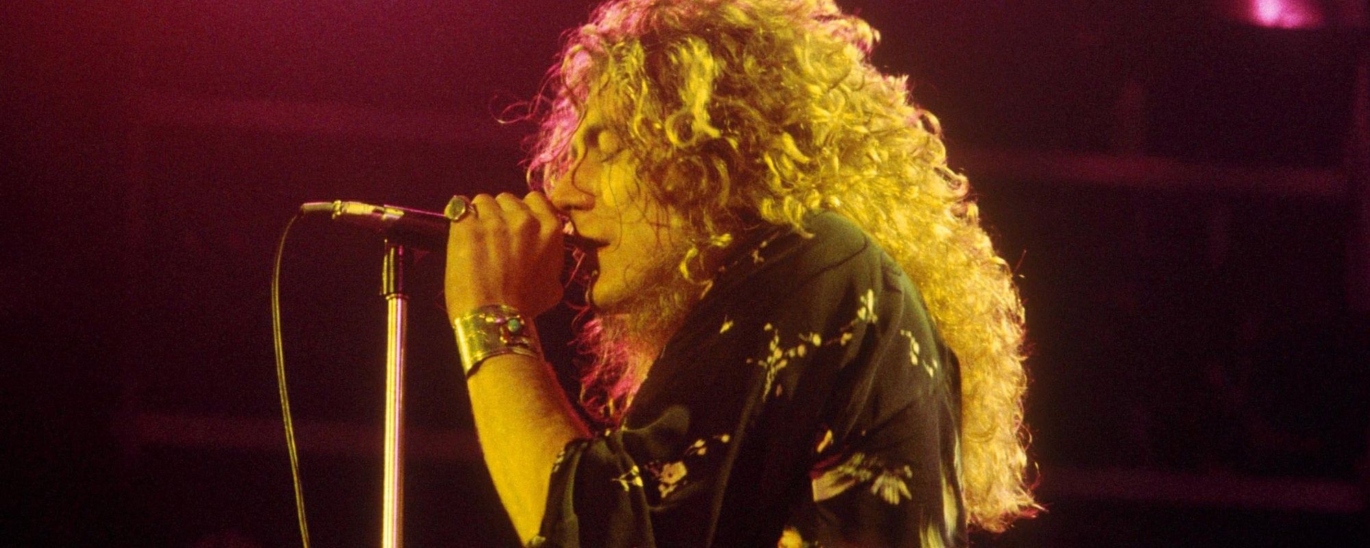 Robert Plant singing