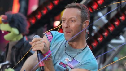 Coldplay Fan's Mistaken Song Title Leads To Onstage Freestyle