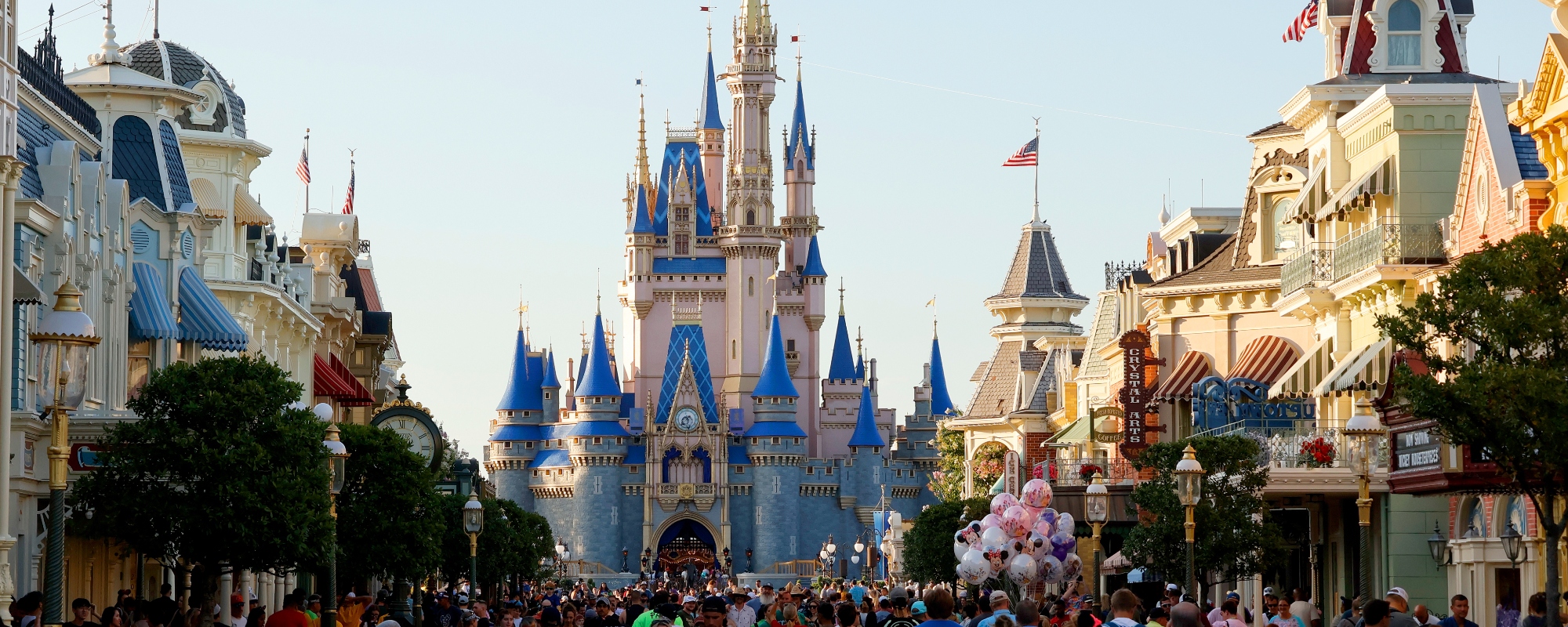 From Country Bears to Grim Grinning Ghosts, Here are the Best Disney World Ambient Songs