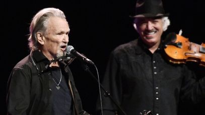 Kris Kristofferson Sees Dramatic Uptick In Streams Following His Death