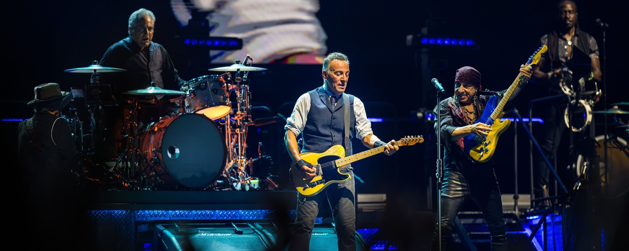 Meeting Across the Pond: Bruce Springsteen and the E Street Band Expand 2025 European Tour with Eight New Shows