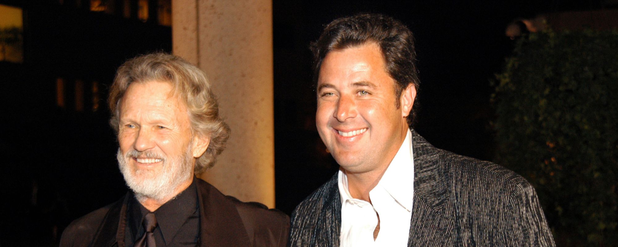 Watch: Vince Gill Recalls Kris Kristofferson Flying Helicopter to Johnny Cash’s House to Hand-Deliver a Demo Tape (Exclusive)