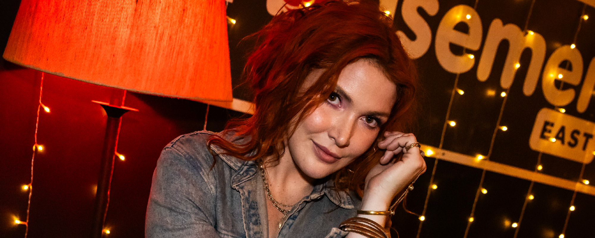 Exclusive: Caylee Hammack Fulfills Childhood Dream with ‘Bed of Roses,’ Album, Novel Combo