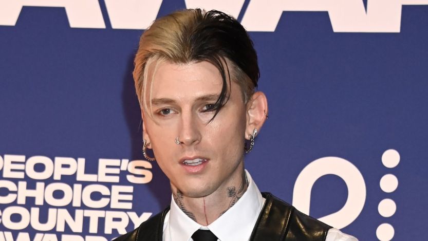 Machine Gun Kelly Will Advise Gwen Stefani's Team During 'The Voice' Playoff Rounds