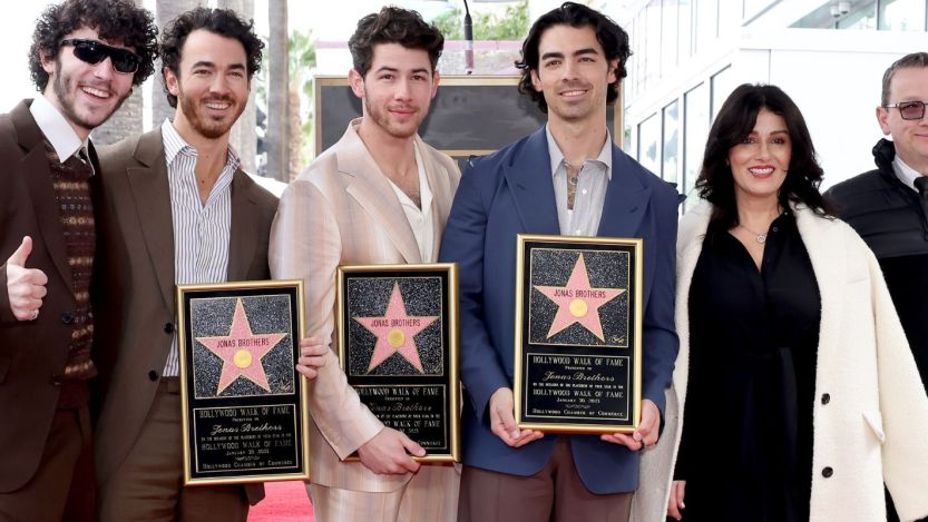 HOLLYWOOD, CALIFORNIA - JANUARY 30: (Second from L-R) Kevin Jonas, Nick Jonas, and Joe Jonas of The Jonas Brothers, and (L-R) Frankie Jonas, Denise Miller-Jonas, and Paul Kevin Jonas Sr. attend The Hollywood Walk of Fame star ceremony honoring The Jonas Brothers on January 30, 2023 in Hollywood, California. (Photo by Amy Sussman/Getty Images)