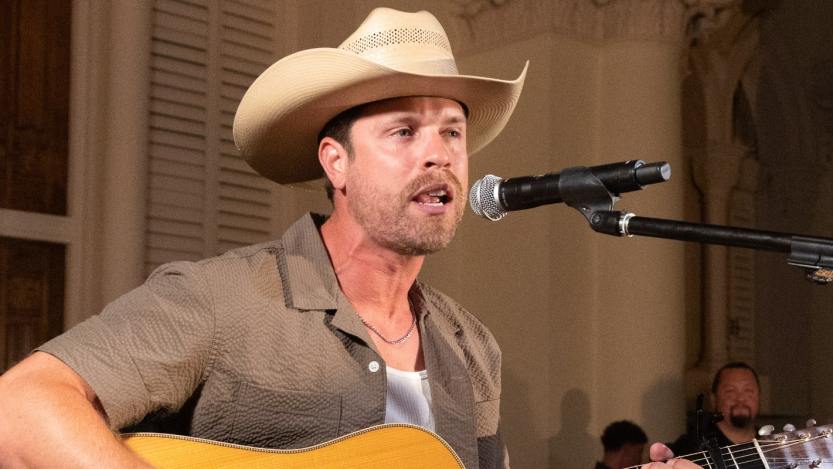Dustin Lynch