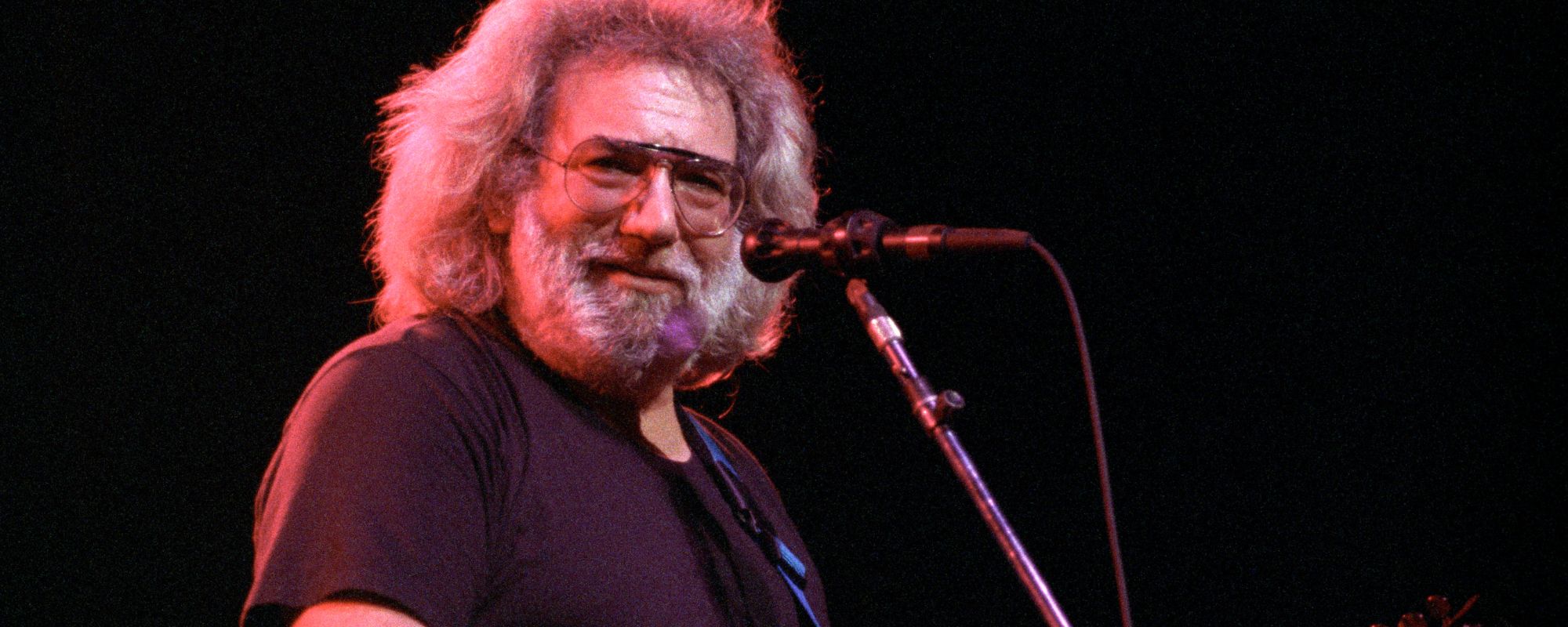 Jerry Garcia performing