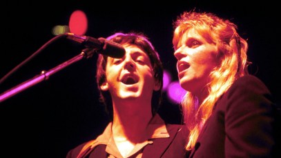 Here Are the Top-Selling Songs From Every Year in the ’70s, The Ultimate Soundtrack for ’70s Kids